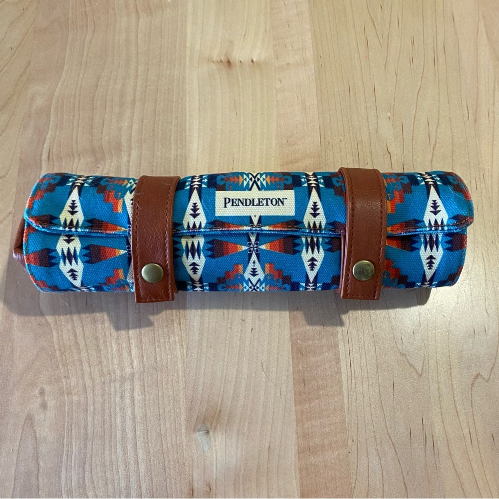 Pendleton Roll-Up Travel Backgammon Game